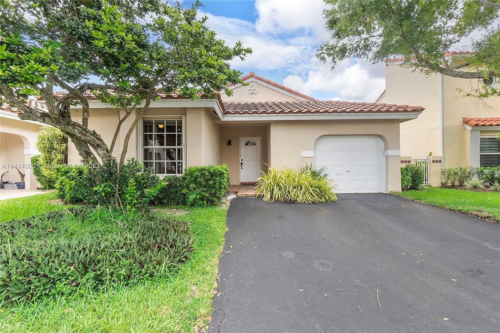 Real estate property located at 1462 Garden Rd, Broward County, Weston, FL