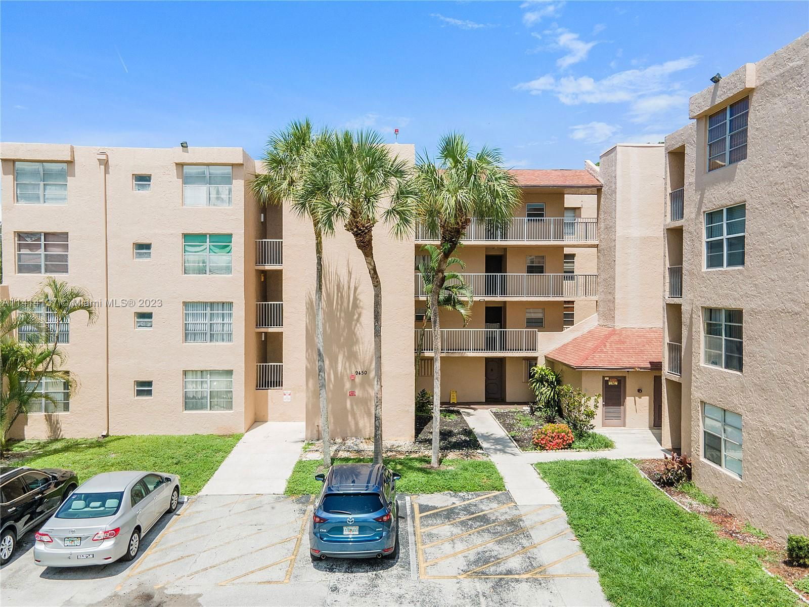 Real estate property located at 9450 Live Oak Pl #102, Broward County, Davie, FL