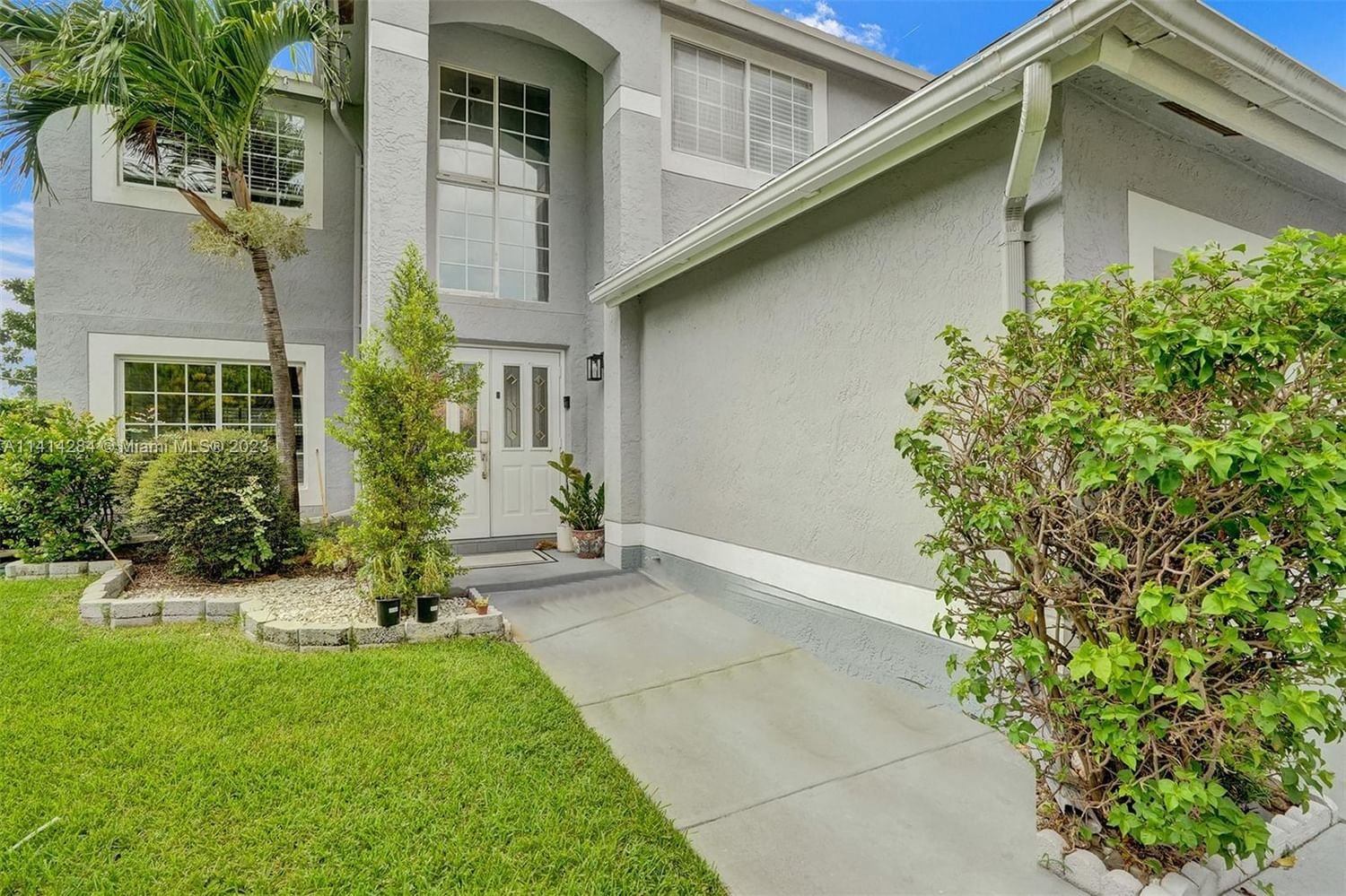 Real estate property located at 1020 88th Way, Broward County, CINNAMON PLACE VI, Pembroke Pines, FL