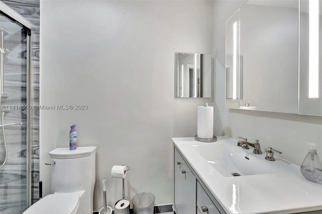 Real estate property located at 4716 University Dr, Miami-dade, C Gab Country Club Sec 5, Coral Gables, FL