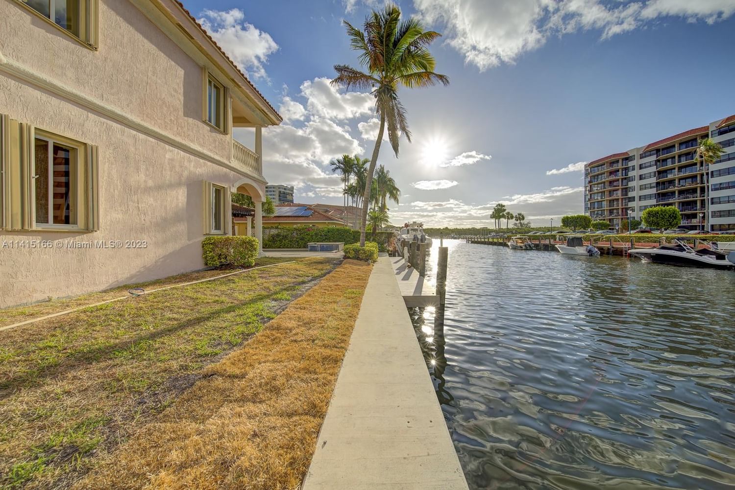 Real estate property located at 872 Glouchester St, Palm Beach County, Boca Raton, FL