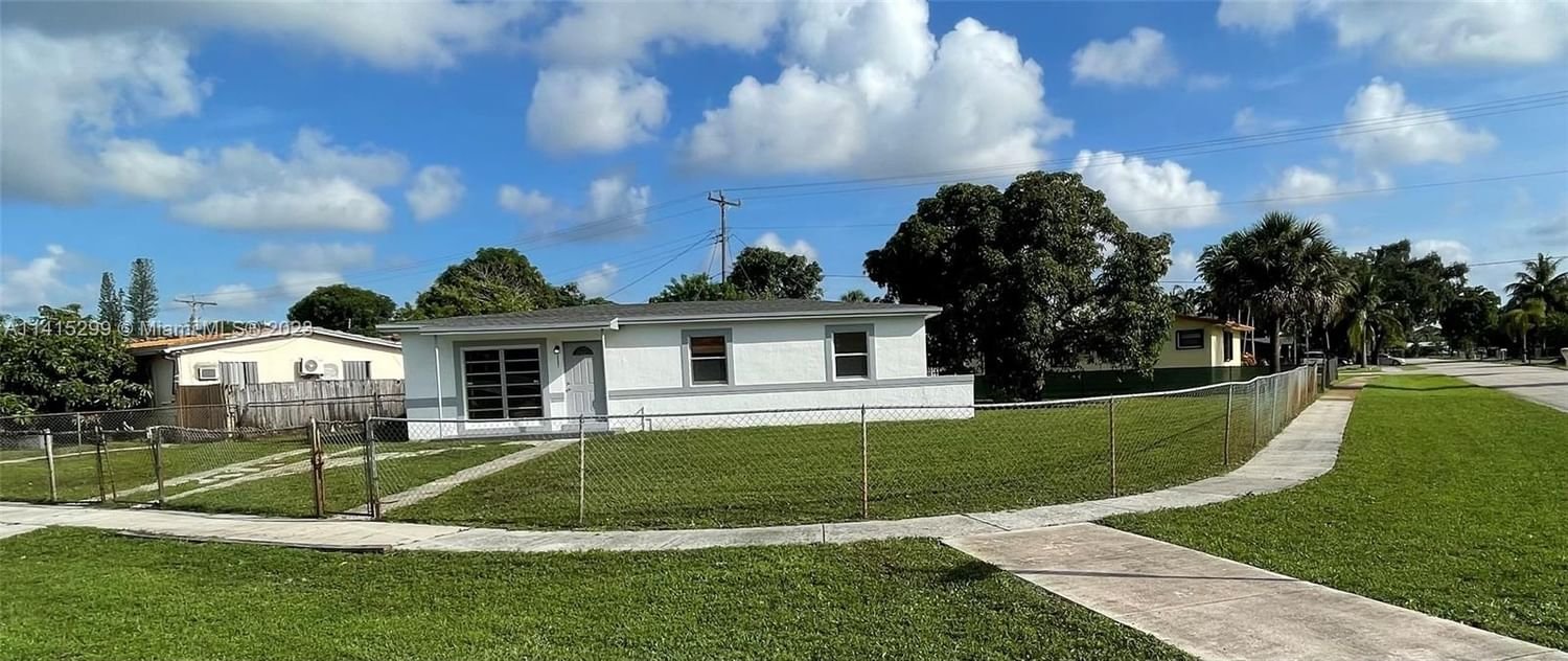 Real estate property located at 3341 8th St, Broward County, Lauderhill, FL