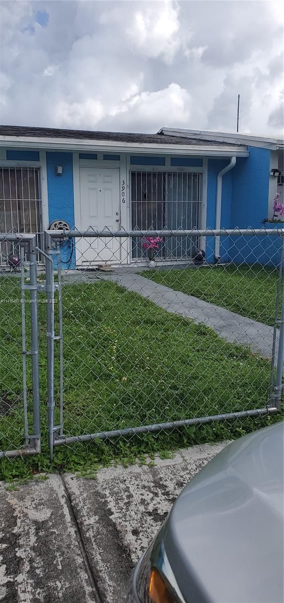 Real estate property located at 3906 213th St #3906, Miami-Dade County, Miami Gardens, FL