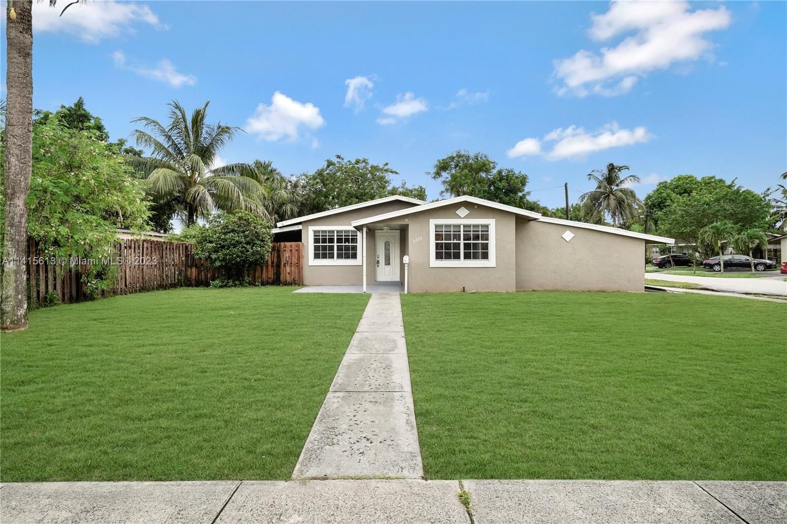 Real estate property located at 6298 12th Ct, Broward County, Sunrise, FL