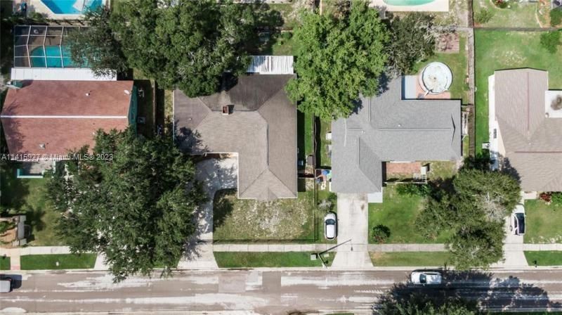 Real estate property located at 704 Fortuna Drive, Hillsborough County, Brandon, FL