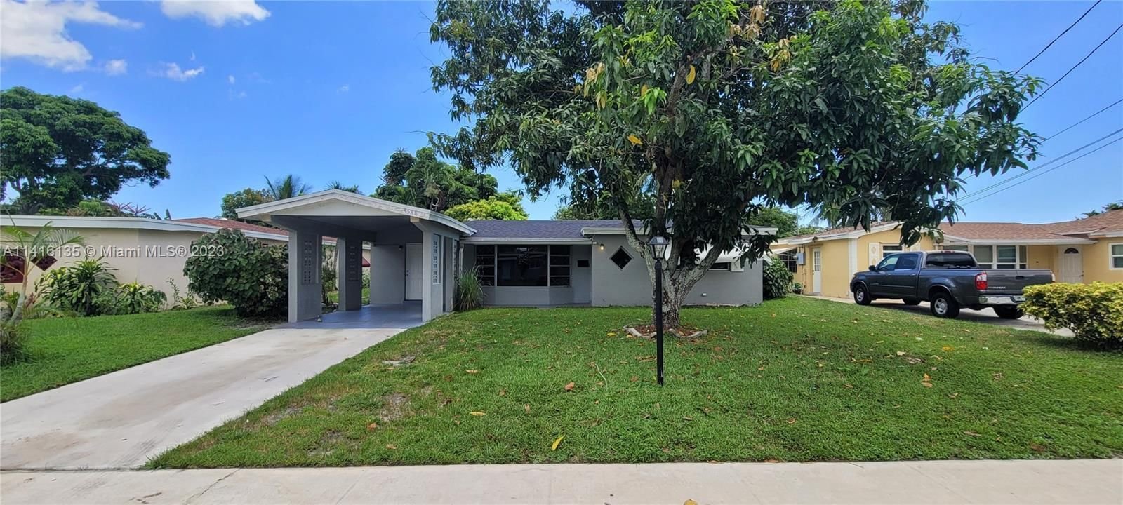 Real estate property located at 3548 38th Ave, Broward County, Lauderdale Lakes, FL