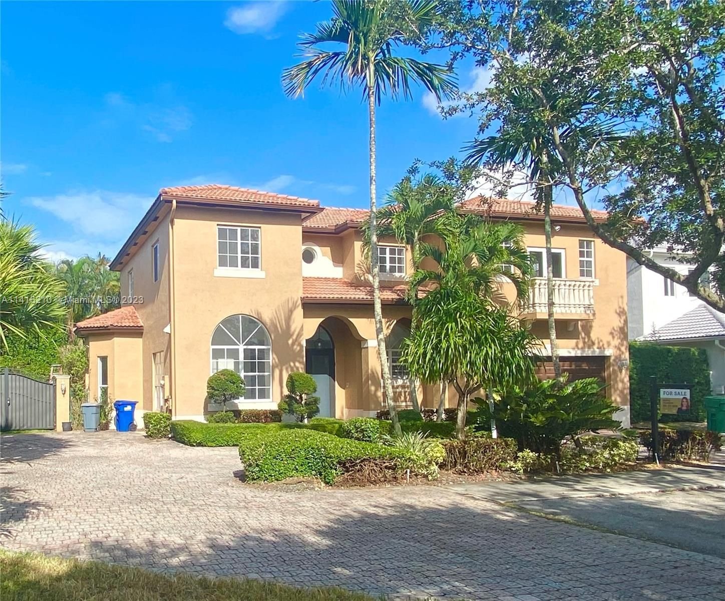 Real estate property located at 16157 78th Pl, Miami-Dade County, Miami Lakes, FL