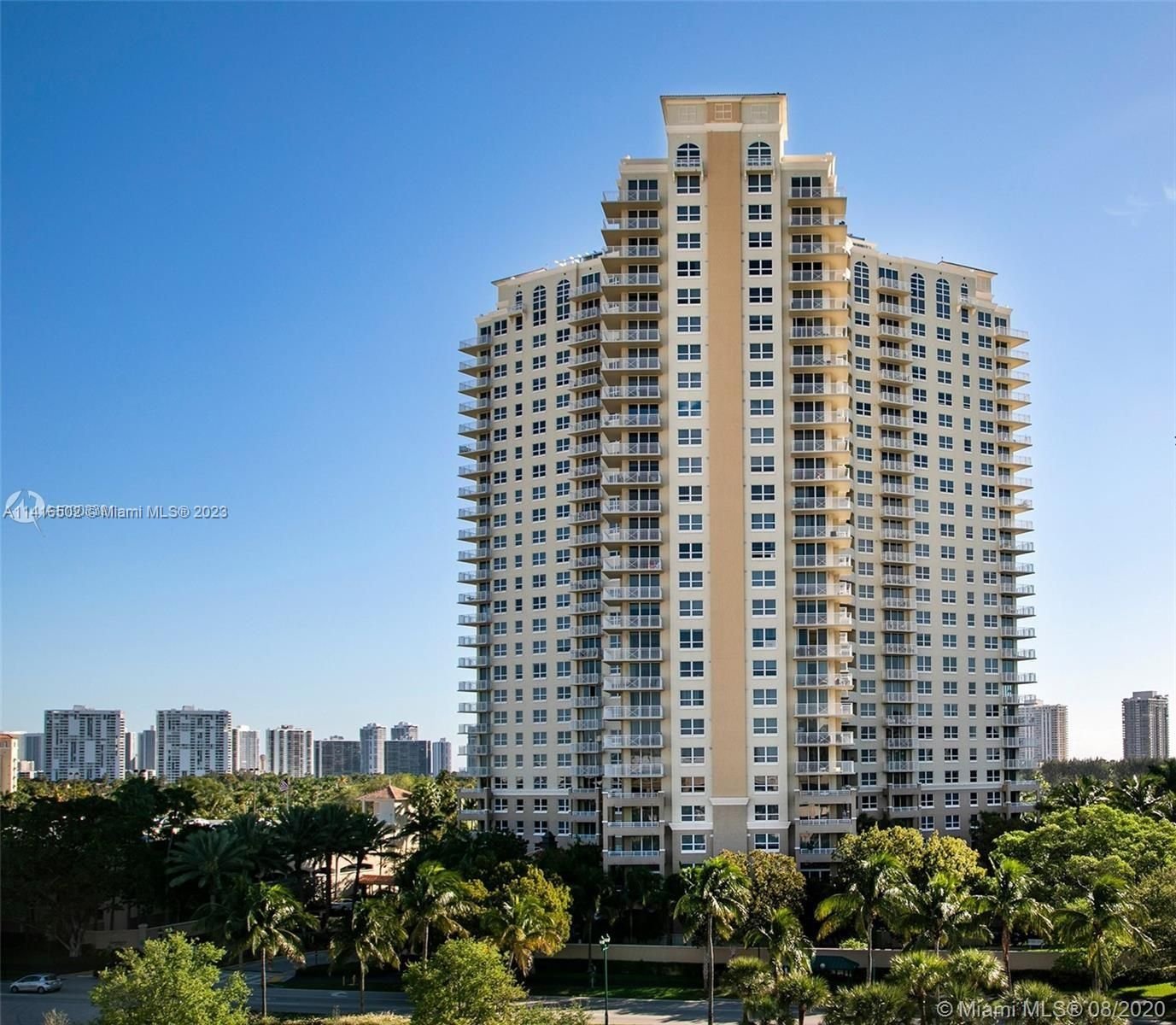 Real estate property located at 19501 Country Club Dr #515, Miami-Dade County, Aventura, FL