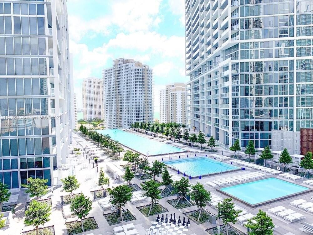 Real estate property located at 475 Brickell Ave #4613, Miami-Dade County, ICONBRICKELL CONDO NO 1, Miami, FL