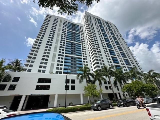 Real estate property located at 1330 West Ave #514, Miami-Dade County, THE WAVERLY AT SOUTH BEAC, Miami Beach, FL