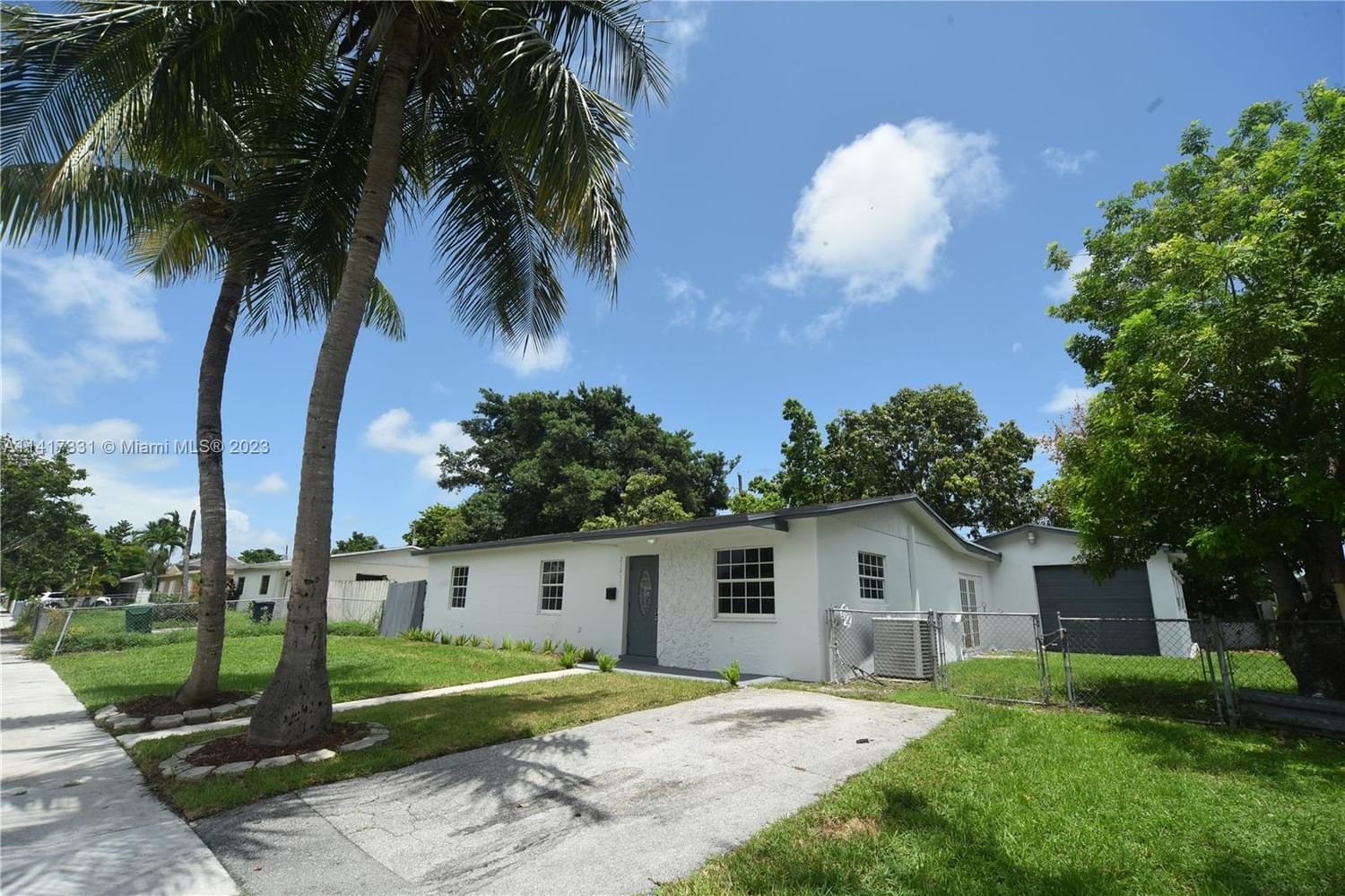 Real estate property located at 21411 102nd  ave, Miami-Dade County, CUTLER RIDGE SEC 7, Cutler Bay, FL