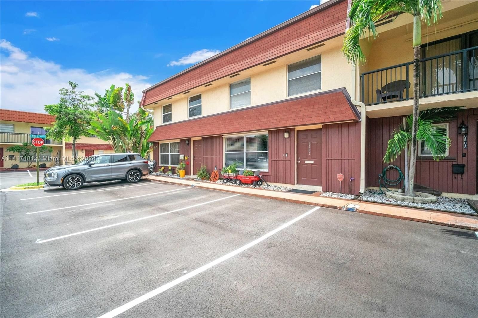 Real estate property located at 6504 41st Pl #165, Broward County, Davie, FL