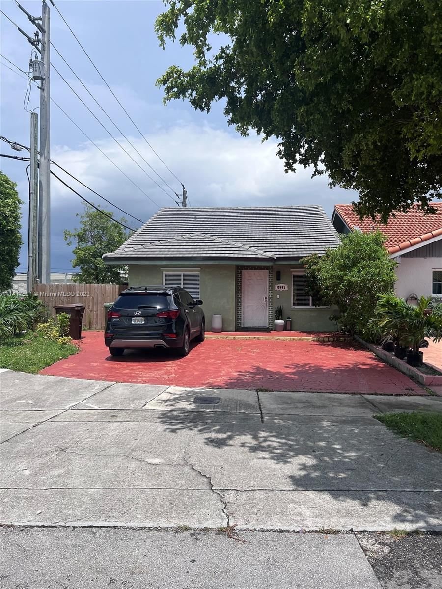 Real estate property located at 5991 20th Ln, Miami-Dade County, MICHELLE JARDINS, Hialeah, FL
