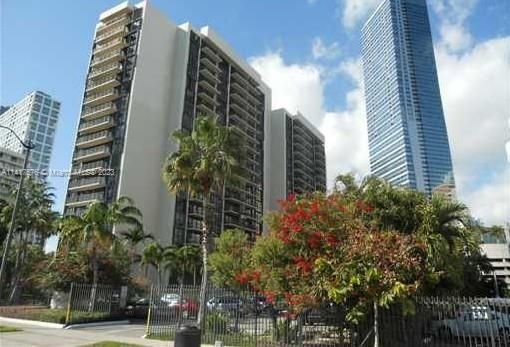 Real estate property located at 1450 Brickell Bay Dr #401, Miami-Dade County, Miami, FL