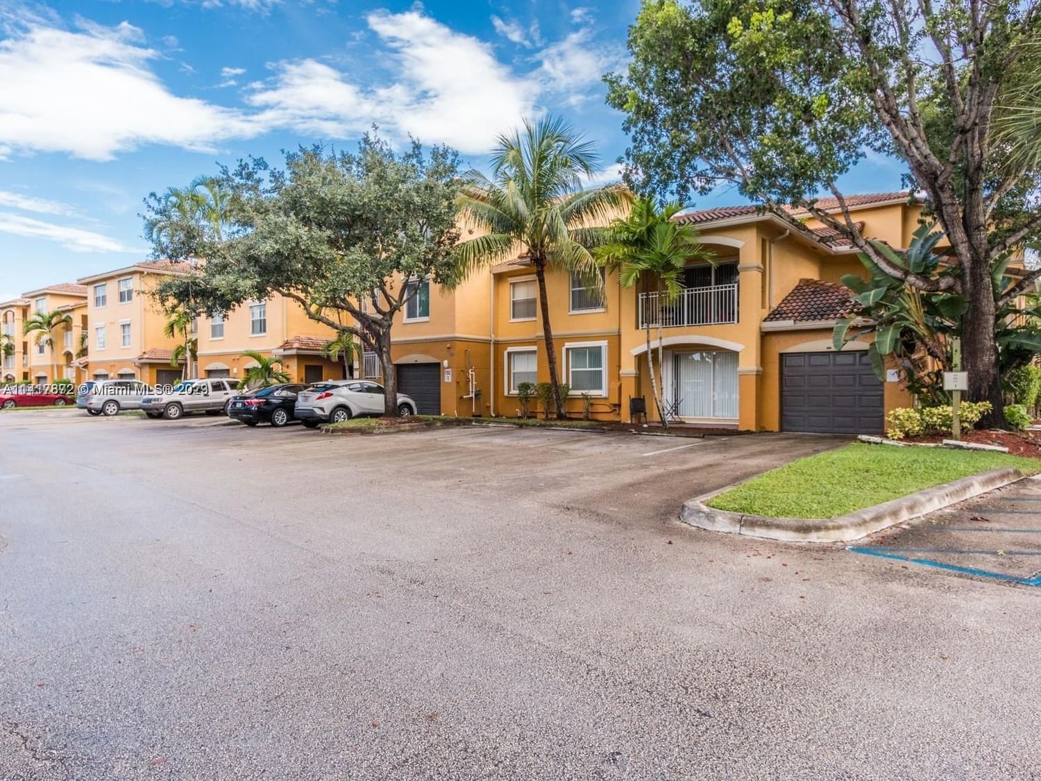 Real estate property located at 9645 1st Ct #1-309, Broward County, Pembroke Pines, FL