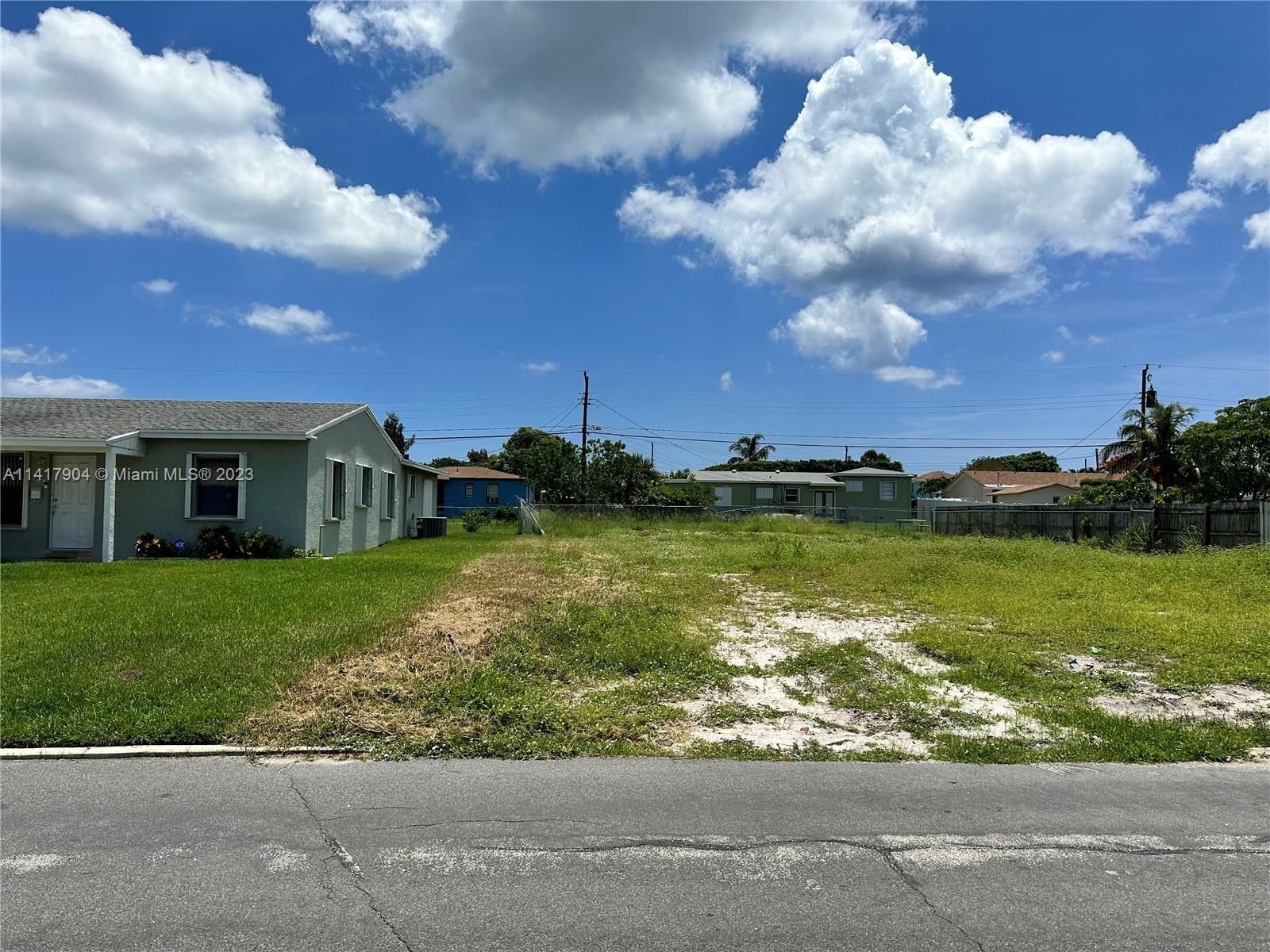 Real estate property located at 524 3rd St, Palm Beach County, RIDGEWOOD HILLS, Boynton Beach, FL