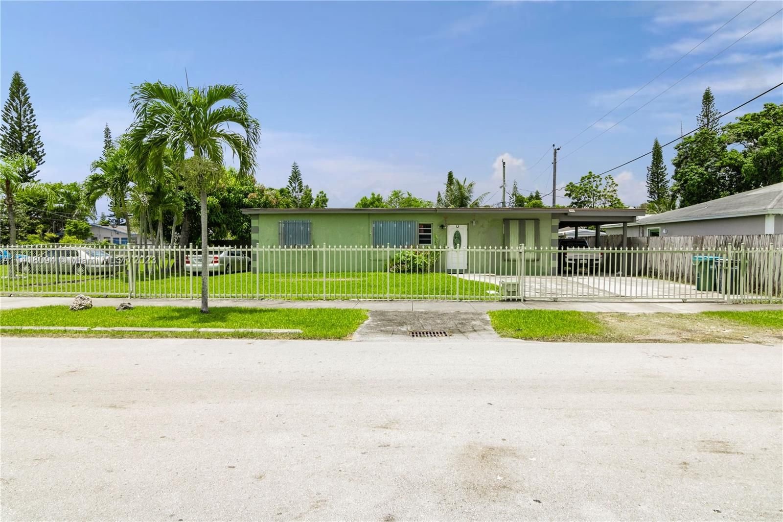 Real estate property located at 26620 136th Ave, Miami-Dade County, Homestead, FL