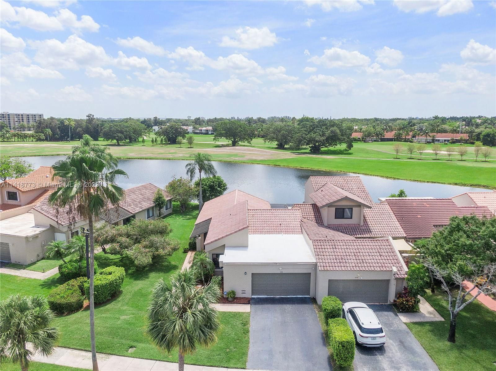 Real estate property located at 602 Village Lake Dr #602, Broward County, Weston, FL