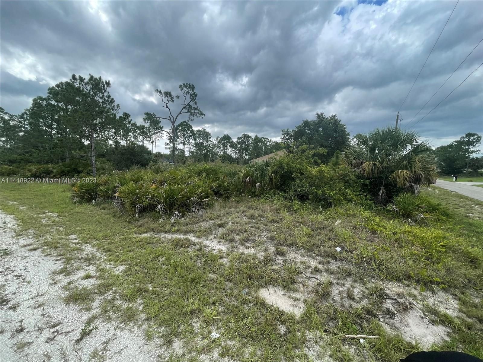 Real estate property located at 1000 13th St, Lee County, Lehigh Acres, FL
