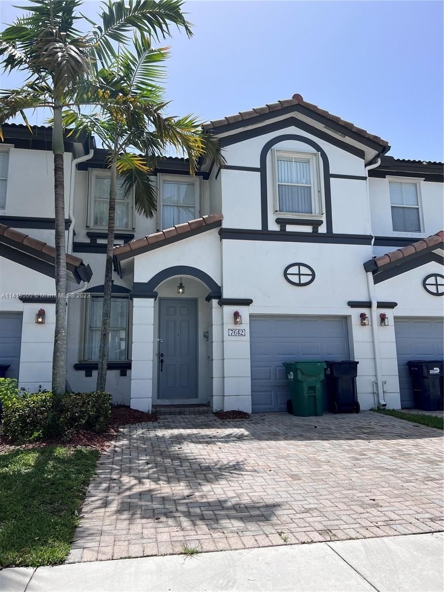 Real estate property located at 7642 115th Ct, Miami-Dade County, Doral, FL