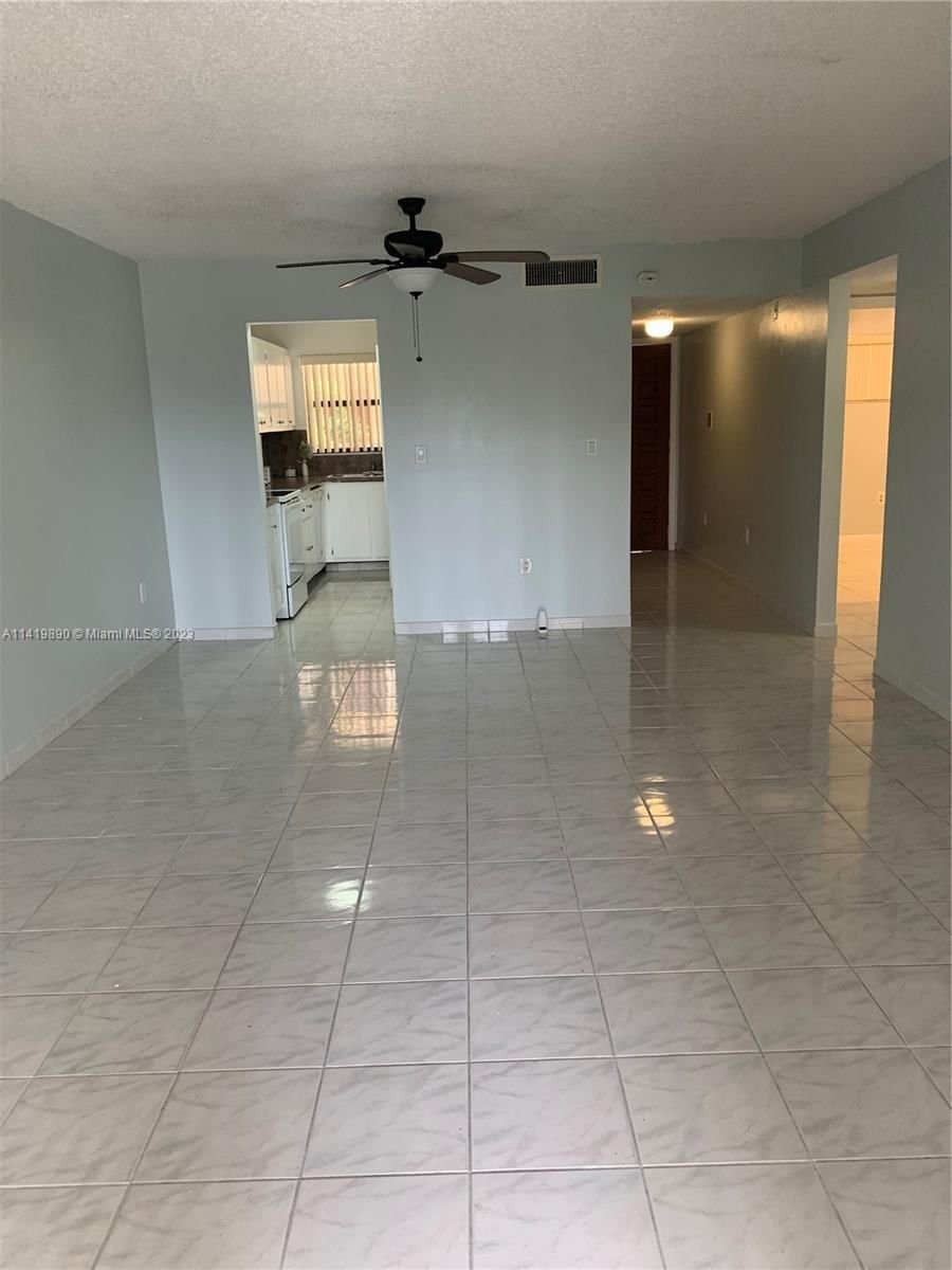 Real estate property located at 650 149th St #402A, Miami-Dade County, Miami, FL