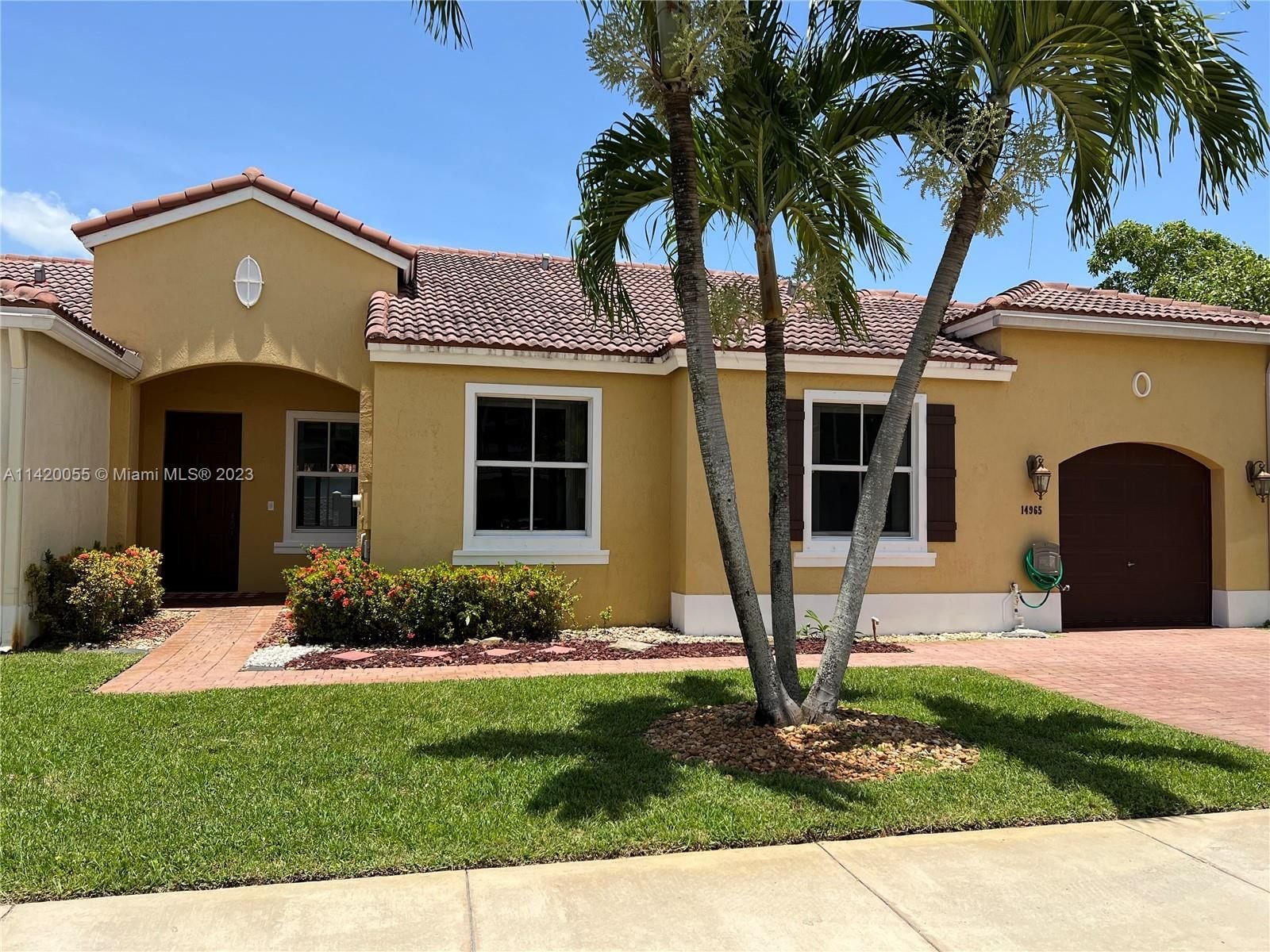 Real estate property located at 14965 SW 40 St, Miami-Dade County, Miami, FL