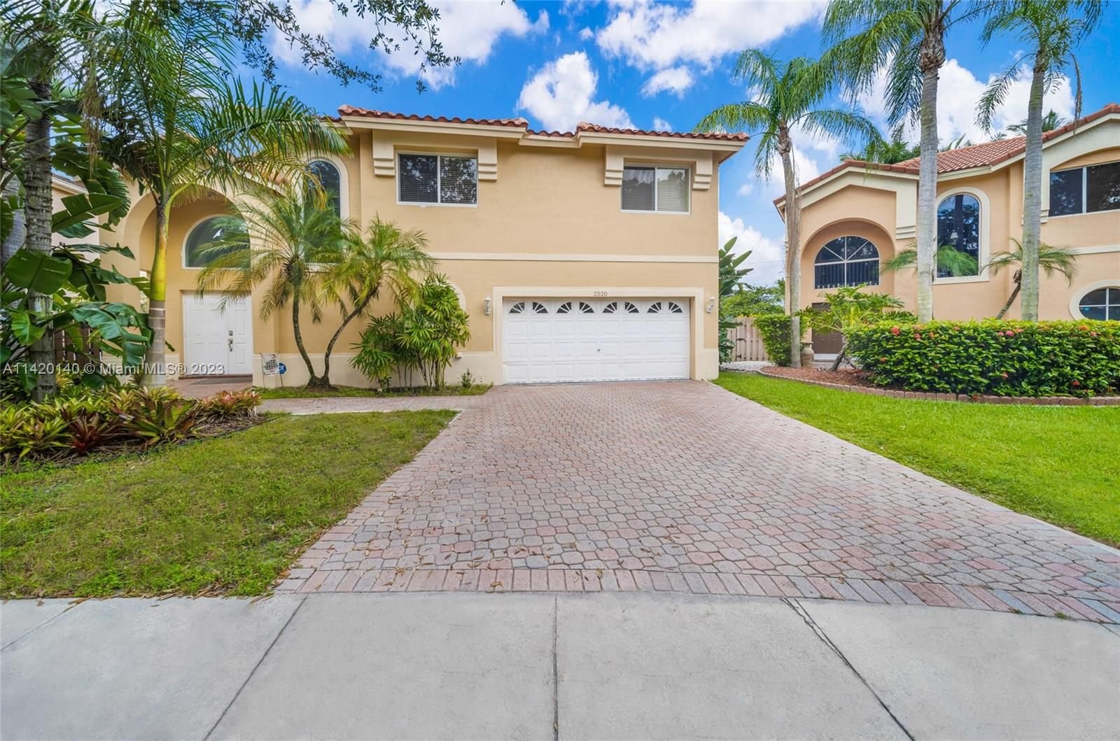 Real estate property located at 2520 Rampart Way S, Broward County, ROCK CREEK PHASE TWO, Cooper City, FL