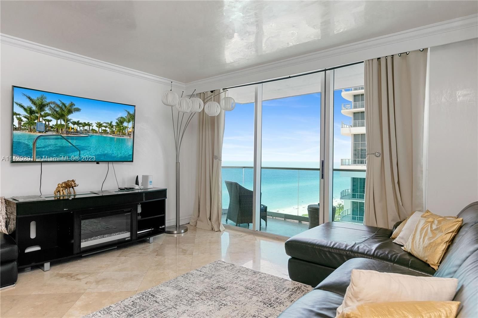 Real estate property located at 4001 Ocean Dr #14N, Broward County, Hollywood, FL