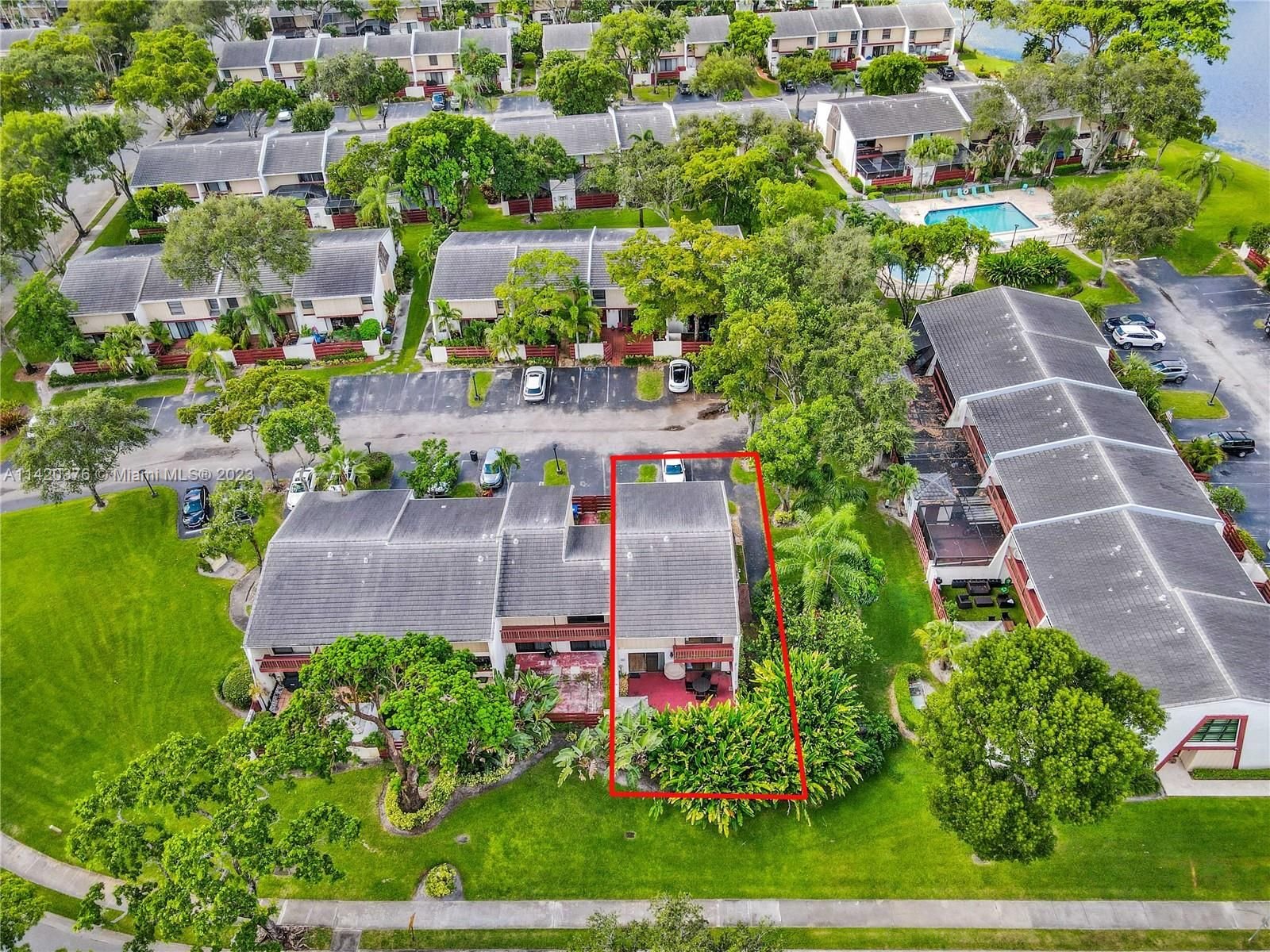 Real estate property located at 3017 Willow Ln #258, Broward County, Hollywood, FL