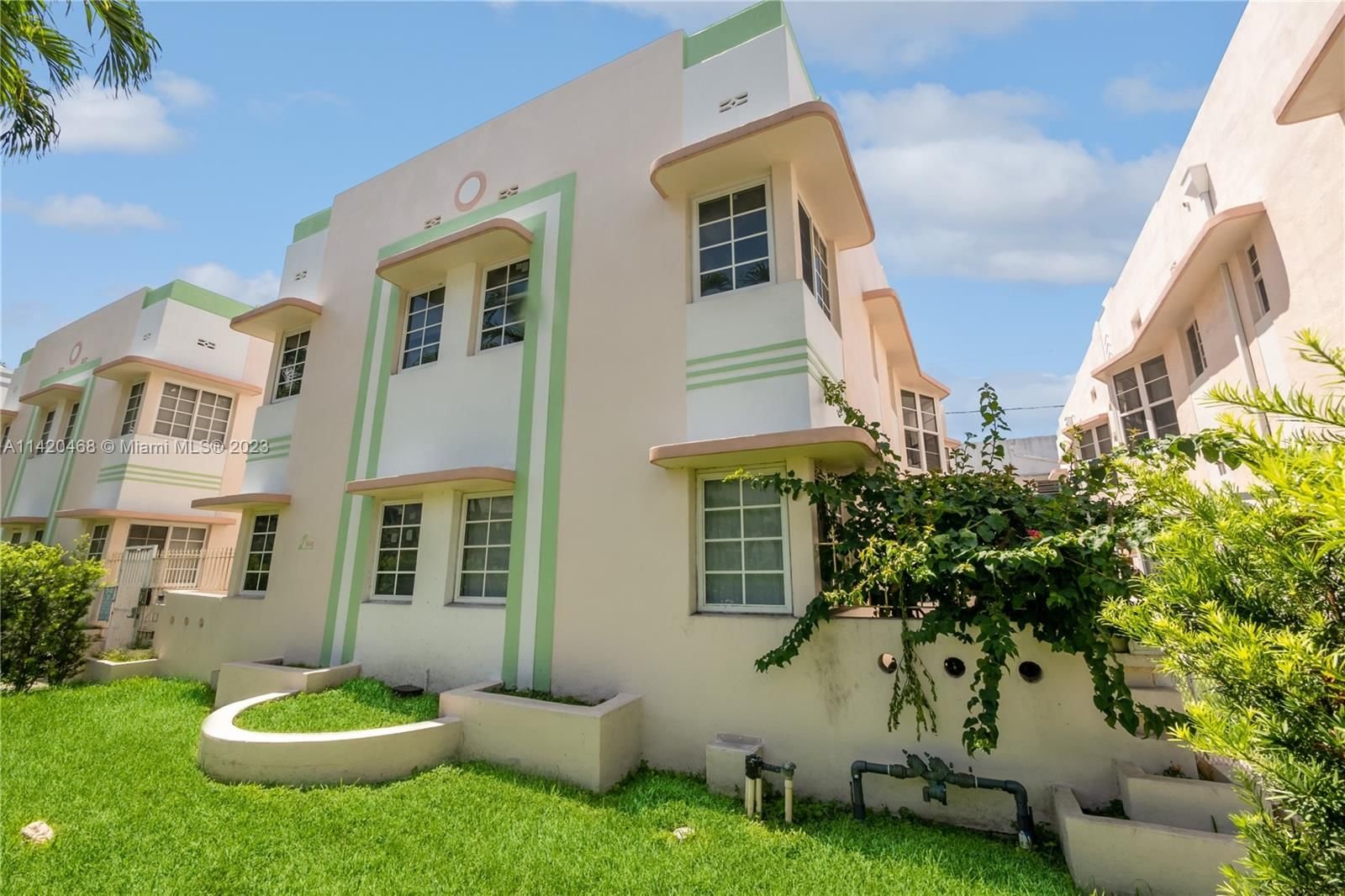 Real estate property located at 540 15th St #201, Miami-Dade County, THE CHELSEA CONDO, Miami Beach, FL