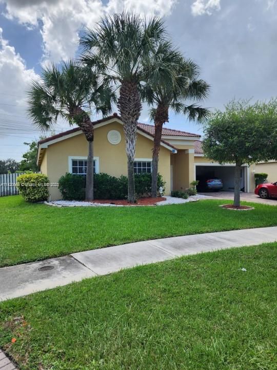 Real estate property located at 2151 54th Ave, Broward County, Lauderhill, FL