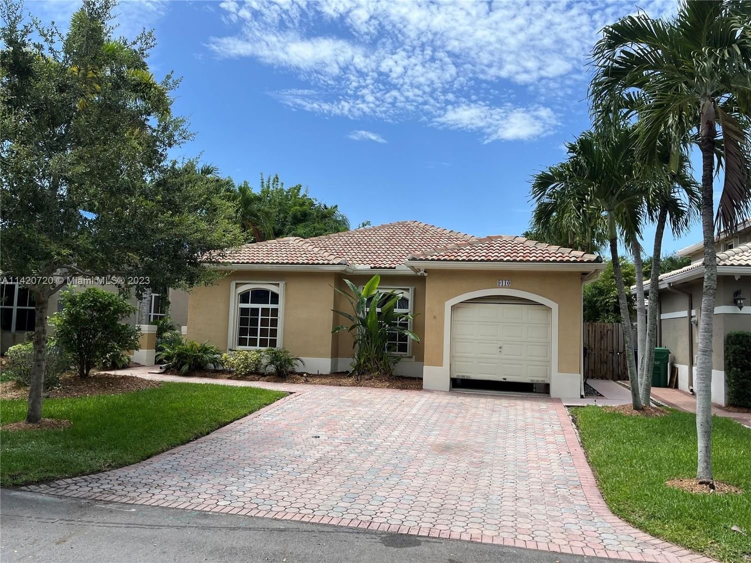 Real estate property located at 9110 162nd St, Miami-Dade County, KARENERO FALLS, Palmetto Bay, FL