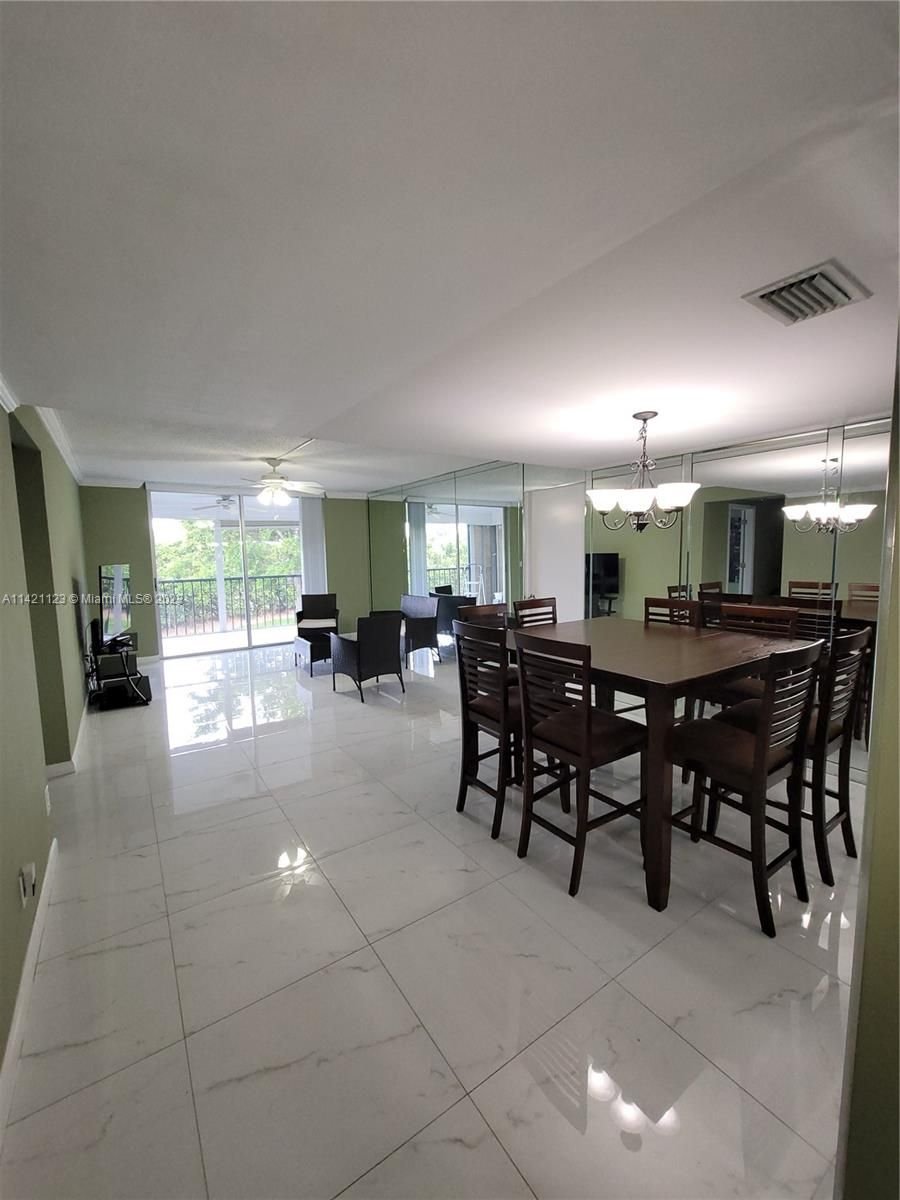 Real estate property located at 6400 2nd Ave #217, Palm Beach County, Boca Raton, FL