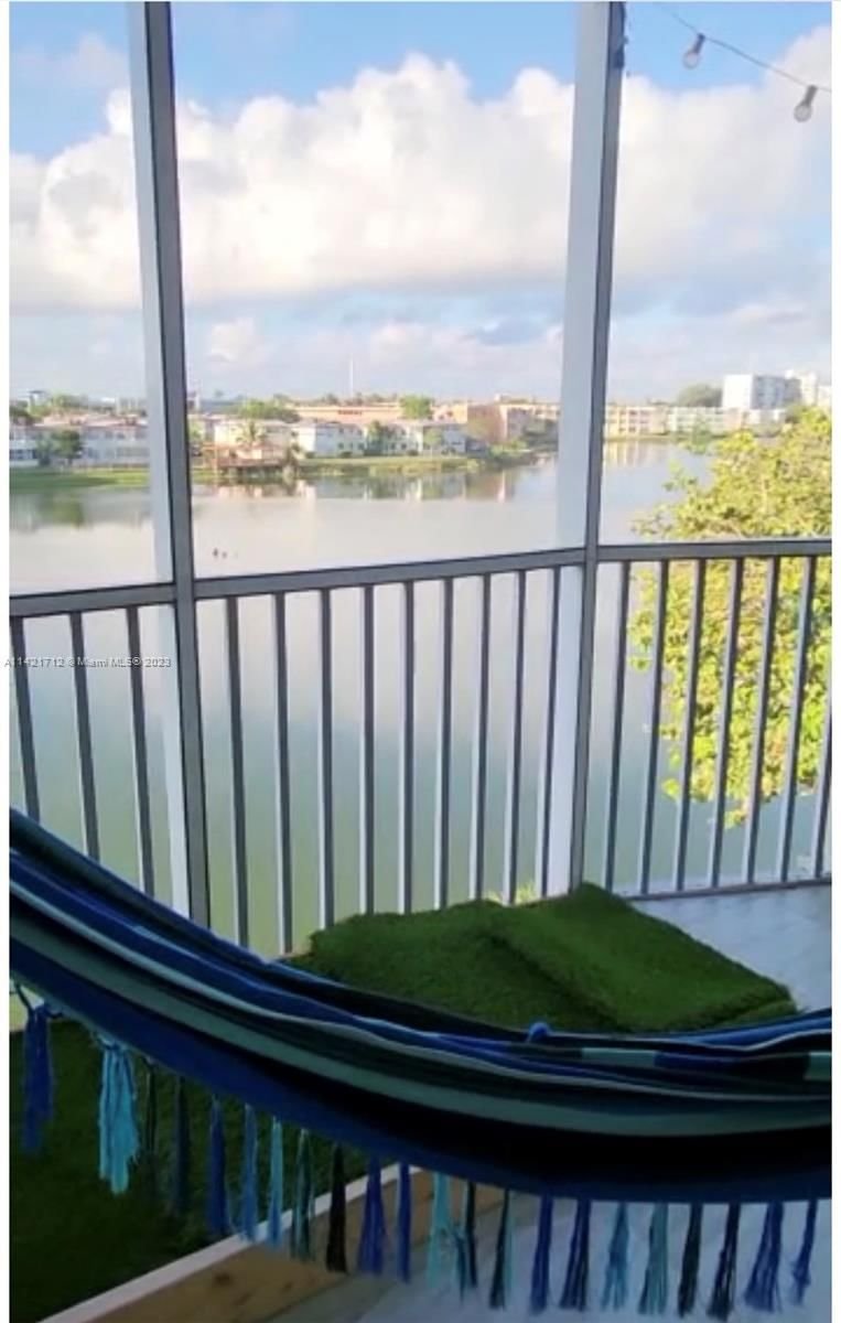 Real estate property located at 1750 191st St #429-4, Miami-Dade County, JADE WINDS GROUP-DAISY GA, Miami, FL