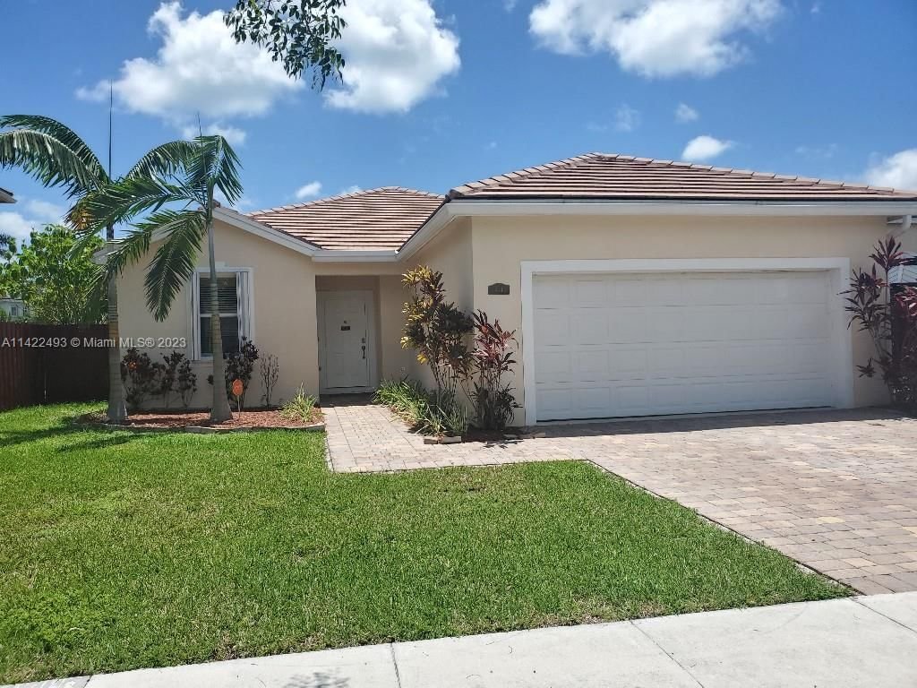 Real estate property located at 441 30th Ter, Miami-Dade County, RAULS PLACE AT OASIS, Homestead, FL