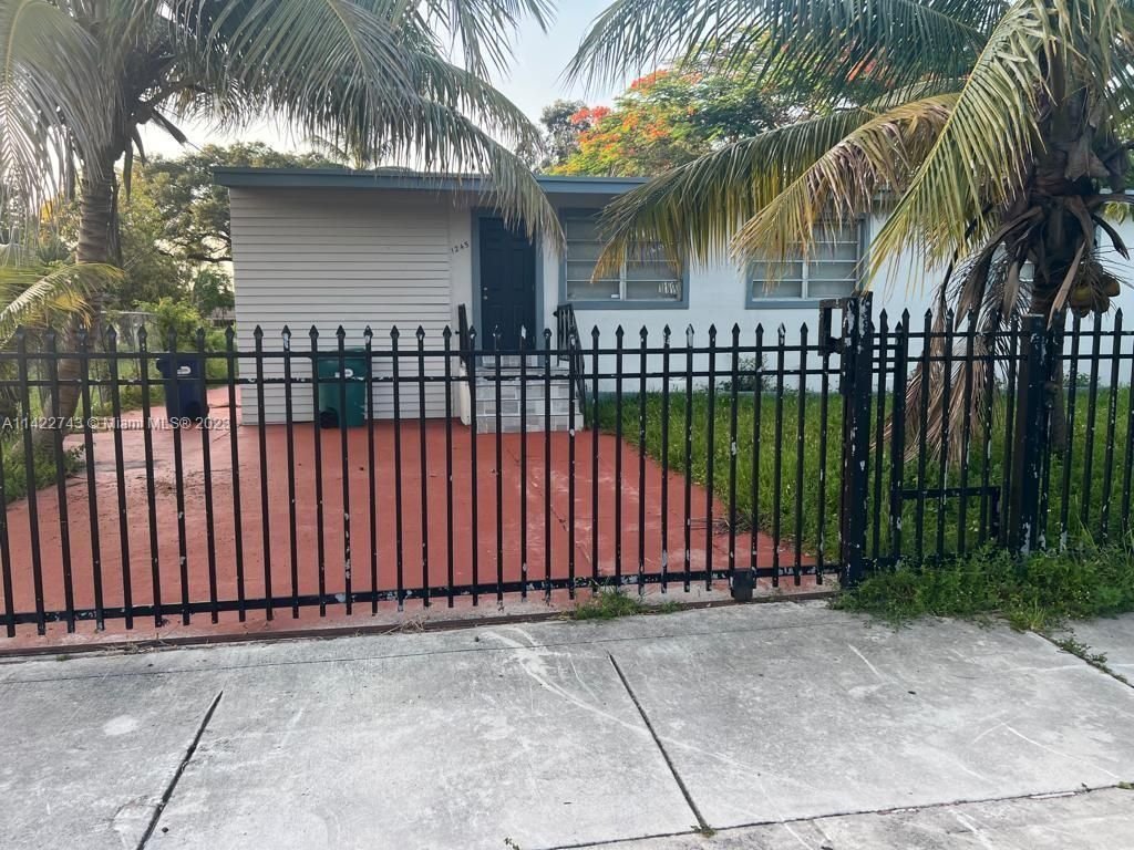 Real estate property located at 1245 144th St, Miami-Dade County, Miami, FL