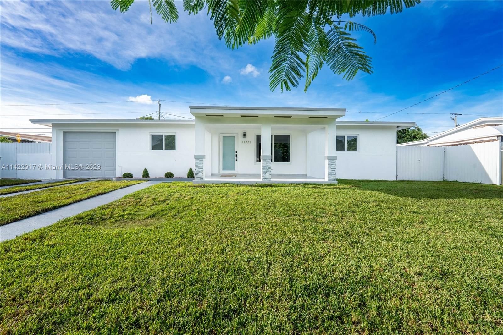 Real estate property located at 11771 190th St, Miami-Dade County, Miami, FL
