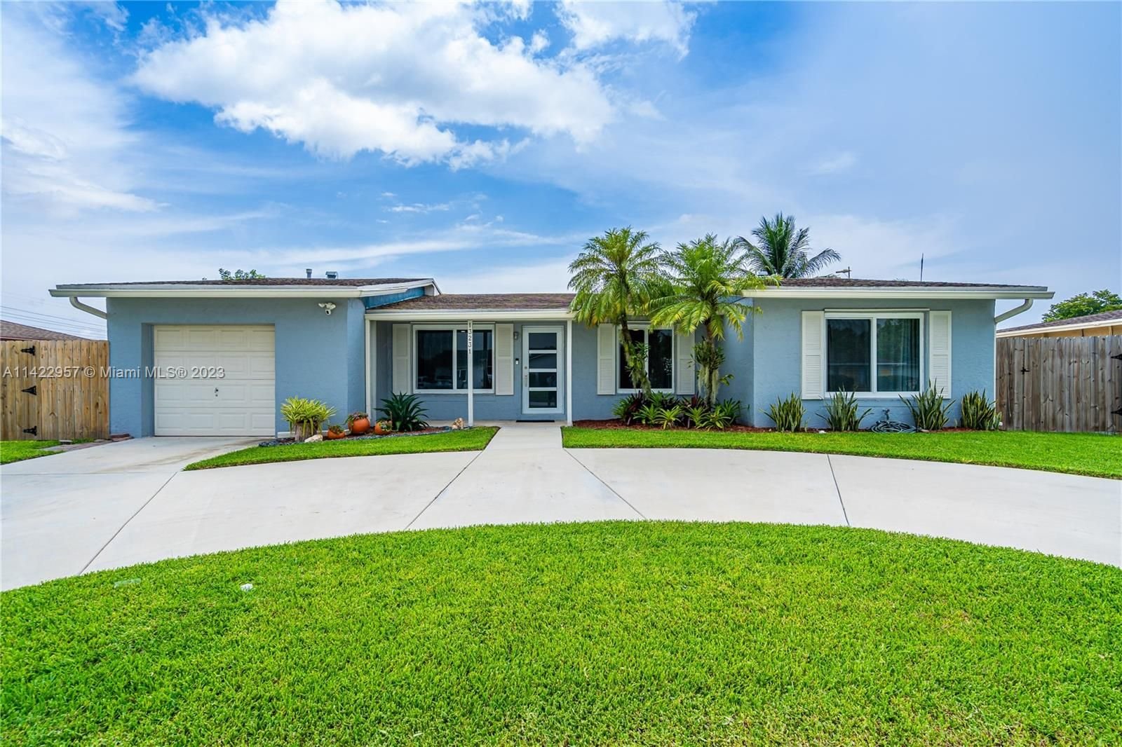 Real estate property located at 13231 85th Ter, Miami-Dade County, Miami, FL