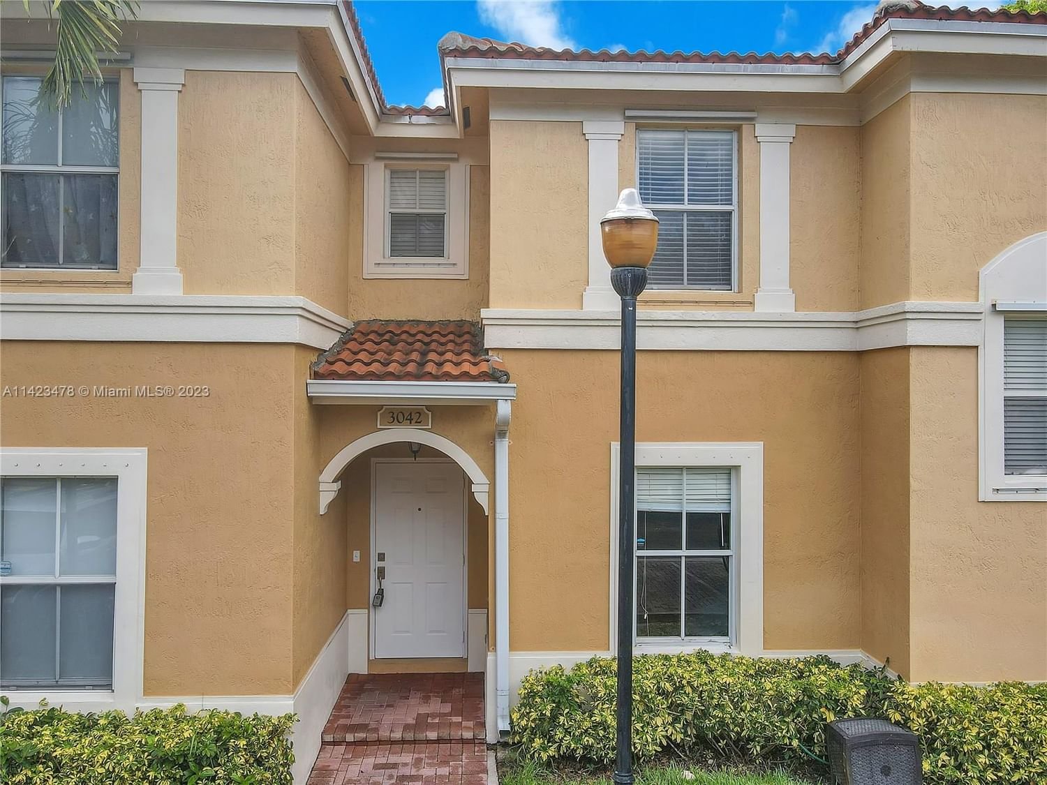 Real estate property located at 3042 129th Ter #117, Broward County, MELROSE POINT CONDO, Miramar, FL