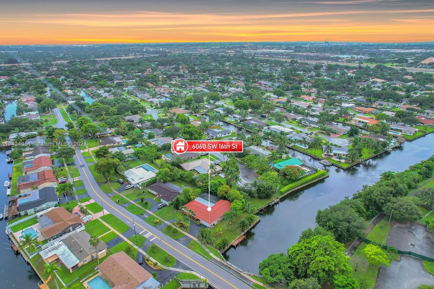 Real estate property located at 6060 16th St, Broward County, Plantation, FL