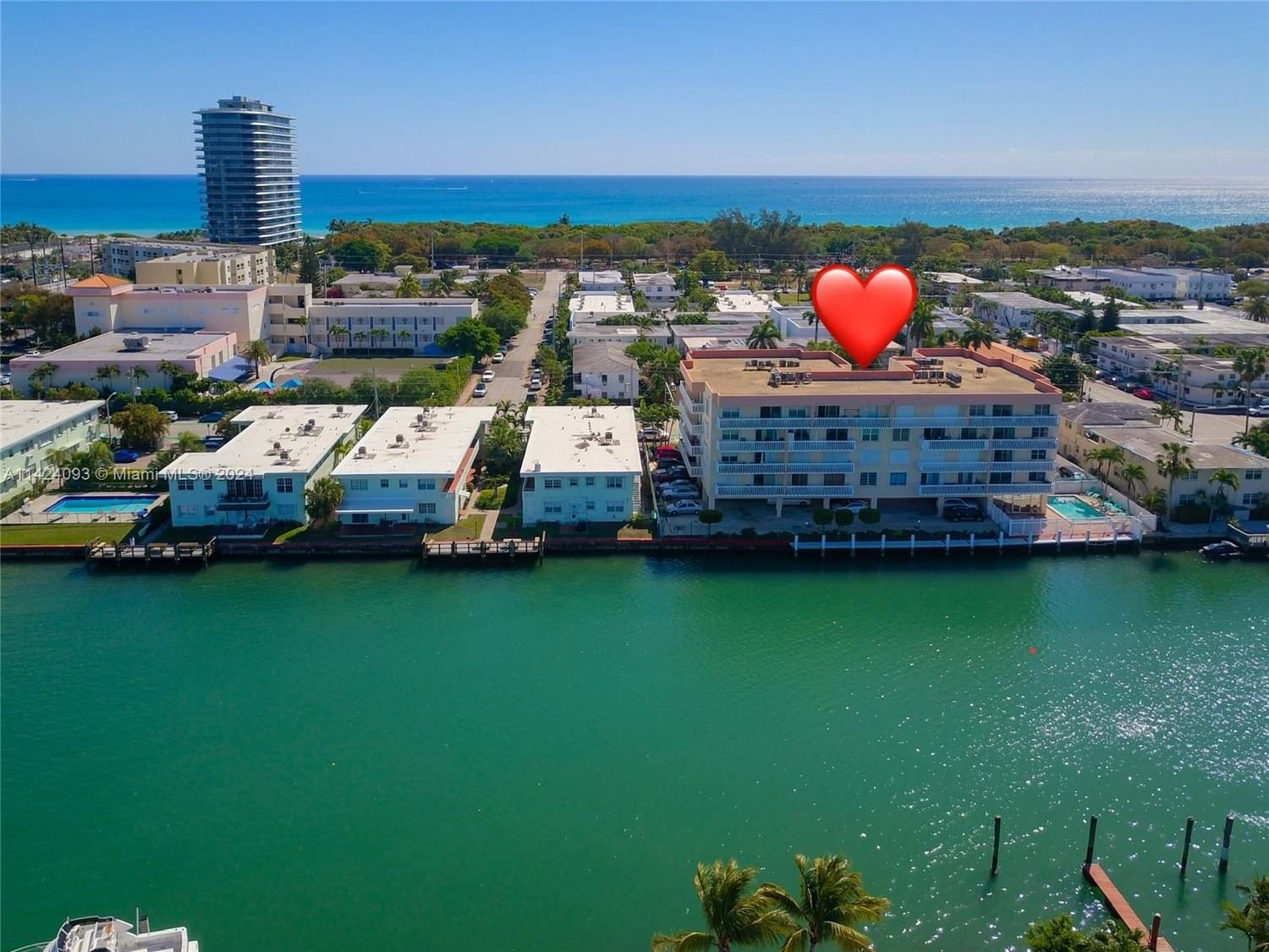 Real estate property located at 8530 Byron Ave #204, Miami-Dade County, Miami Beach, FL