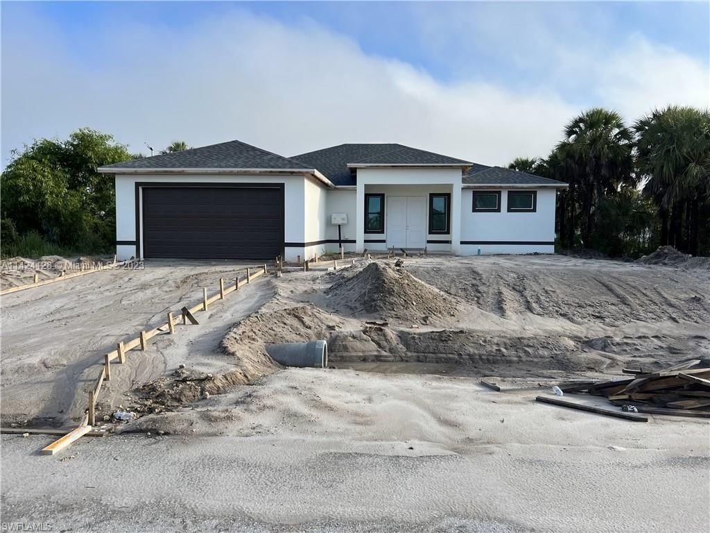 Real estate property located at 2816 24th St W, Lee County, Lehigh Acres, FL