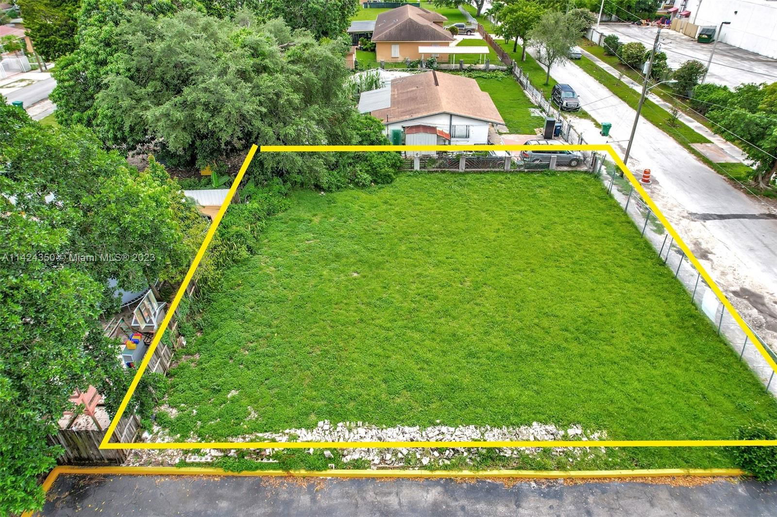 Real estate property located at 2185 79th terrace, Miami-Dade, W LITTLE RIVER REV, Miami, FL