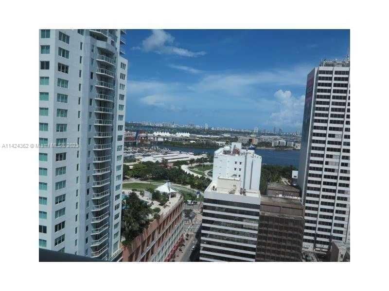 Real estate property located at 133 2 Ave #2202, Miami-Dade County, Miami, FL