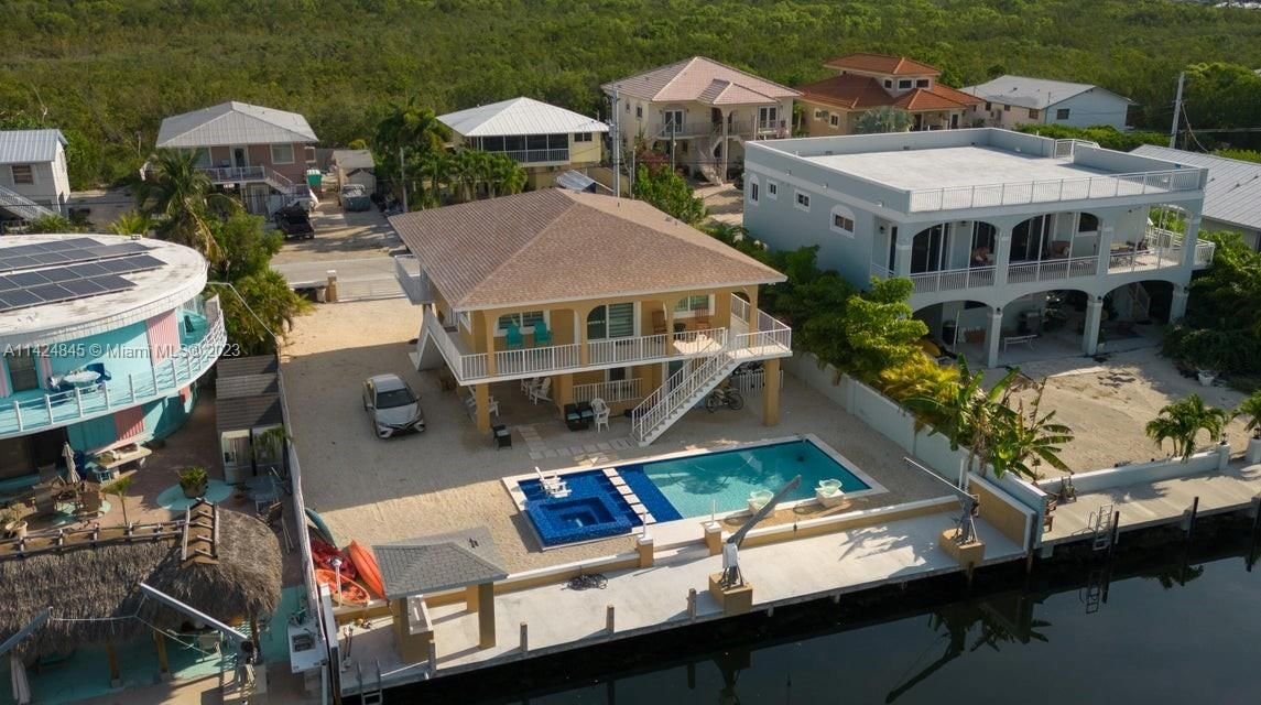 Real estate property located at 107 Ocean Shores Dr, Monroe County, Key Largo, FL