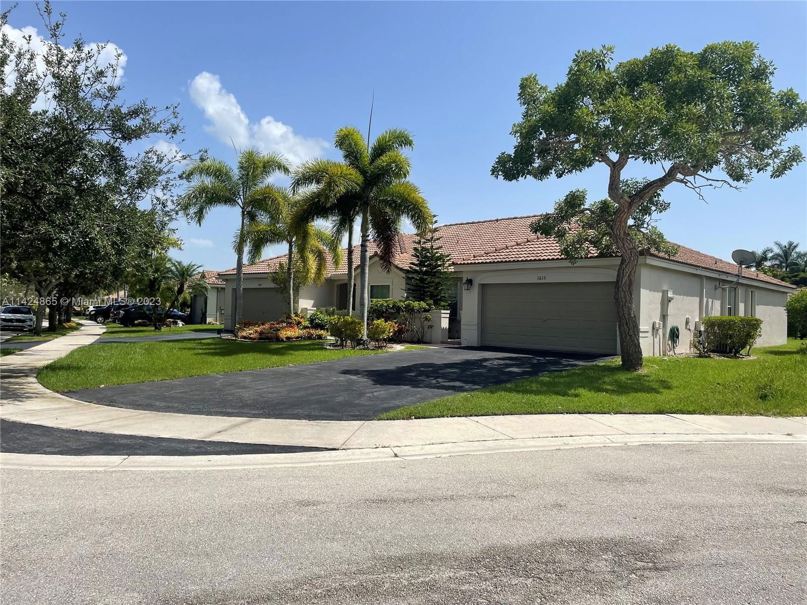 Real estate property located at 1613 Orion Ln #1613, Broward County, Weston, FL