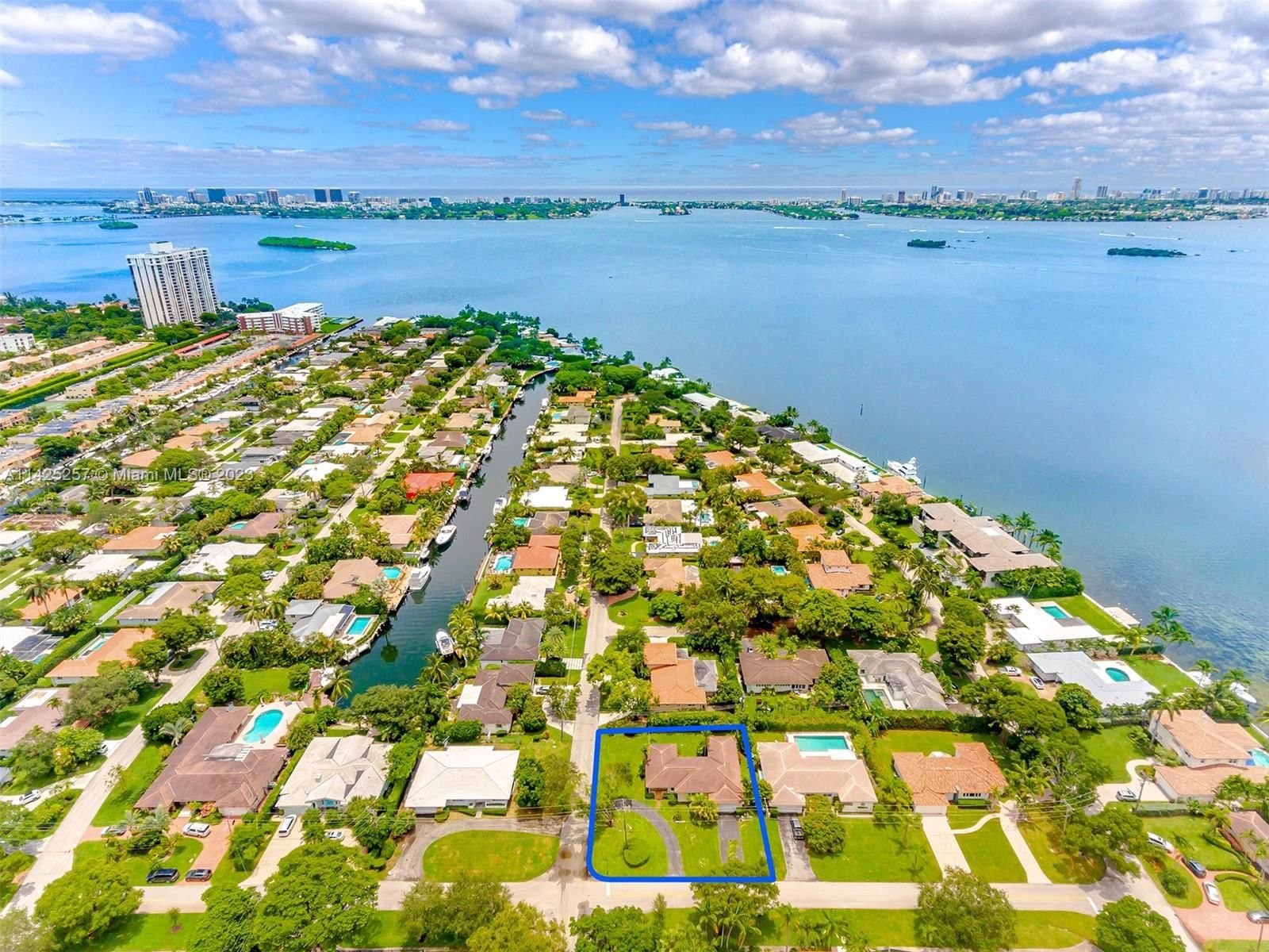 Real estate property located at 1300 102nd St, Miami-Dade County, MIAM SHORES BAY PK ESTATES, Miami Shores, FL