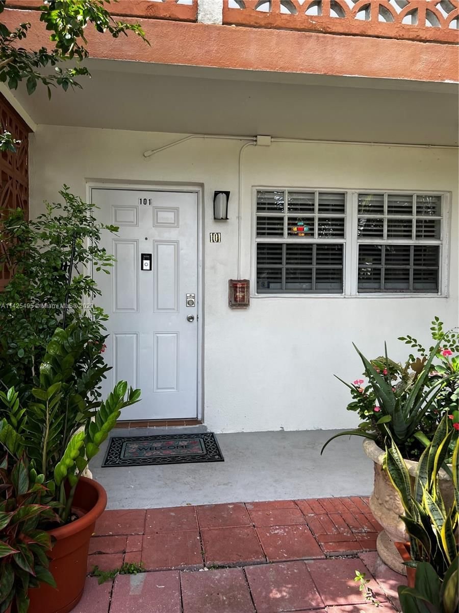 Real estate property located at 1450 170th St #101, Miami-Dade County, North Miami Beach, FL