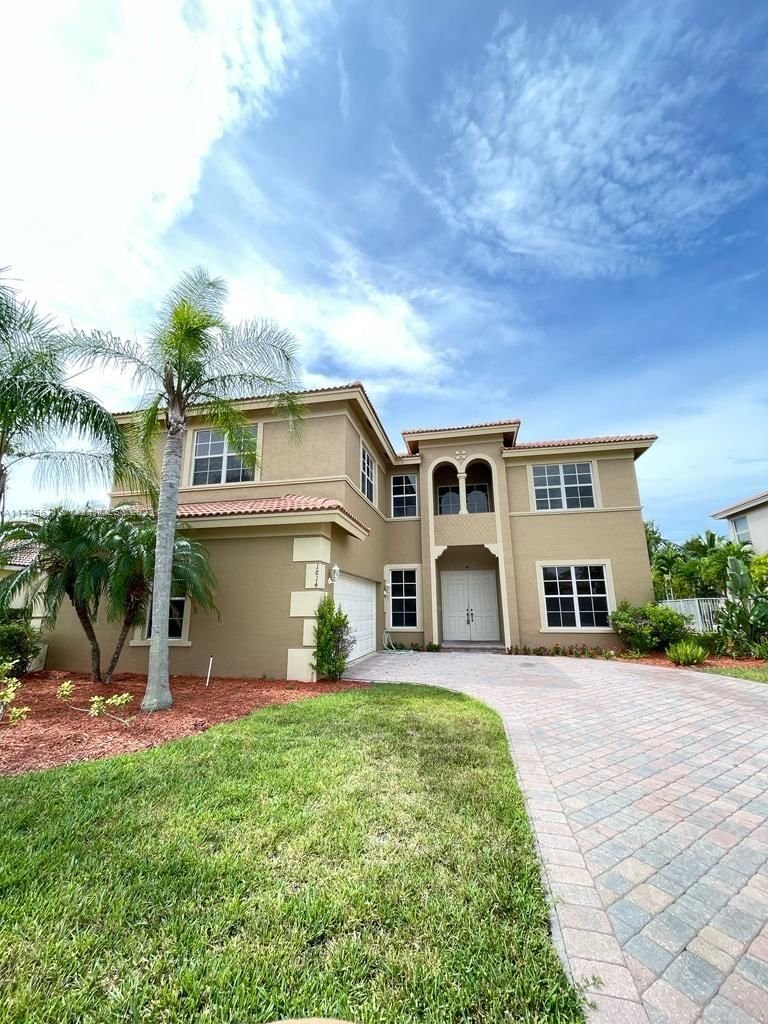 Real estate property located at 1814 Newport Isles Blvd, St Lucie County, Port St. Lucie, FL