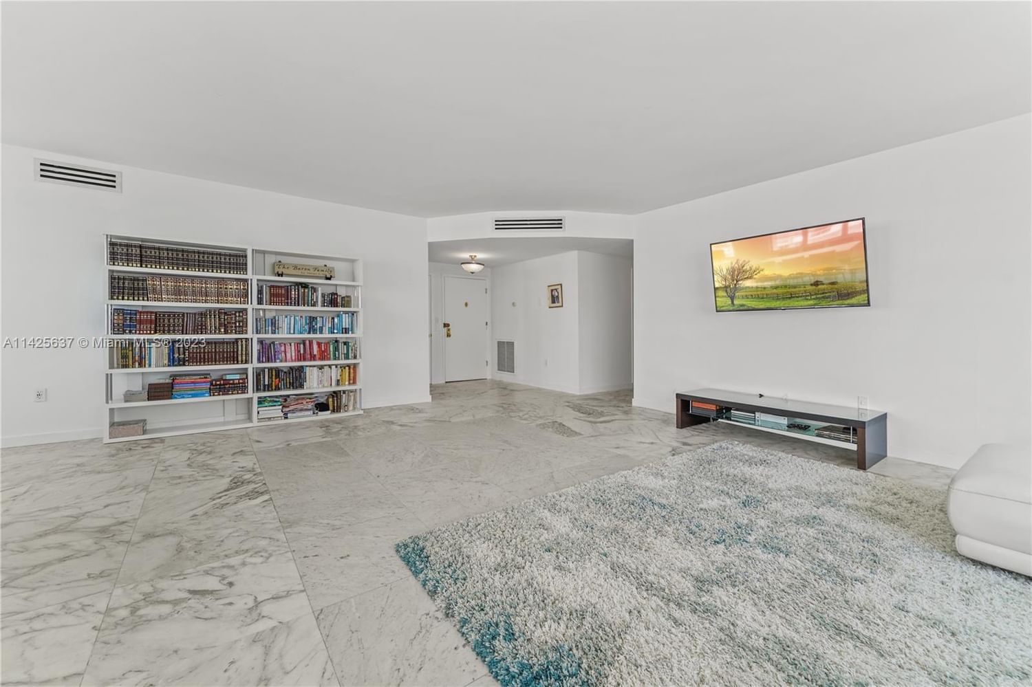 Real estate property located at 5640 Collins Ave #7B, Miami-Dade County, Miami Beach, FL